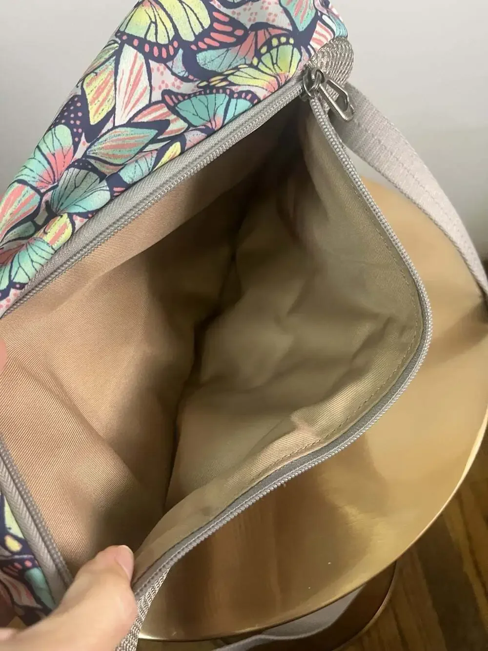 Sakroots go sling